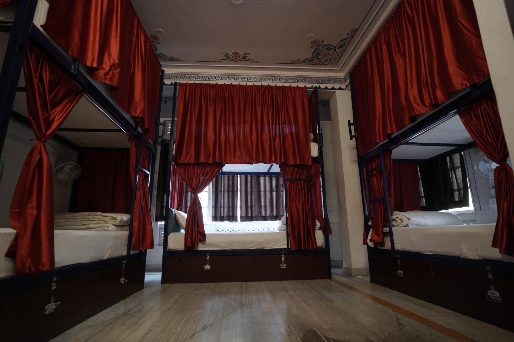 Hostel Funky Bunky Udaipur Esterno foto