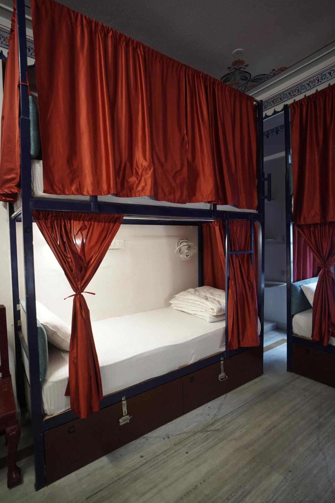 Hostel Funky Bunky Udaipur Esterno foto