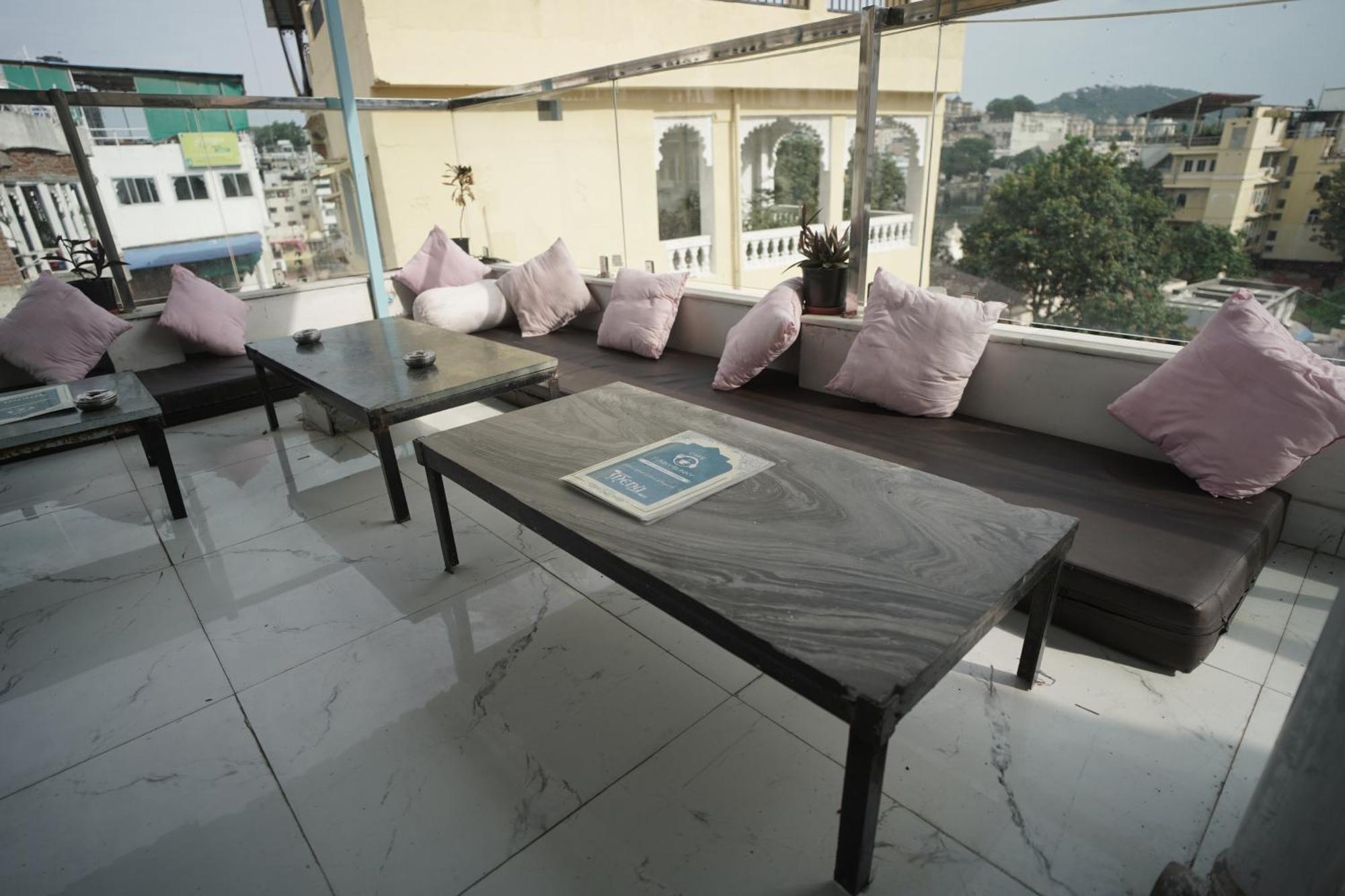 Hostel Funky Bunky Udaipur Esterno foto